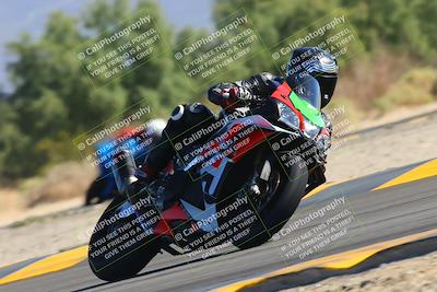 media/Nov-06-2022-SoCal Trackdays (Sun) [[208d2ccc26]]/Turn 7 Set 2 (1050am)/